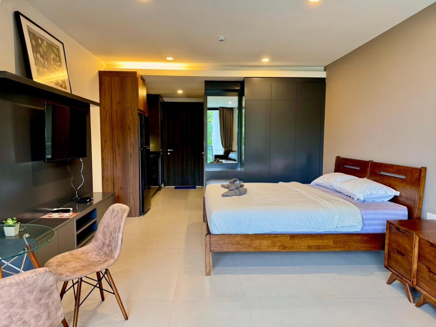 Escape Condominiums Beachfront Suites - Mae Phim Rayong Exterior foto